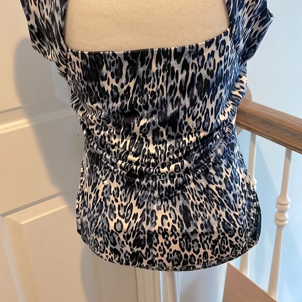 Caché Vintage Blue & White Animal Print Top w/ Cut-Out in Back - Picture 7 of 8
